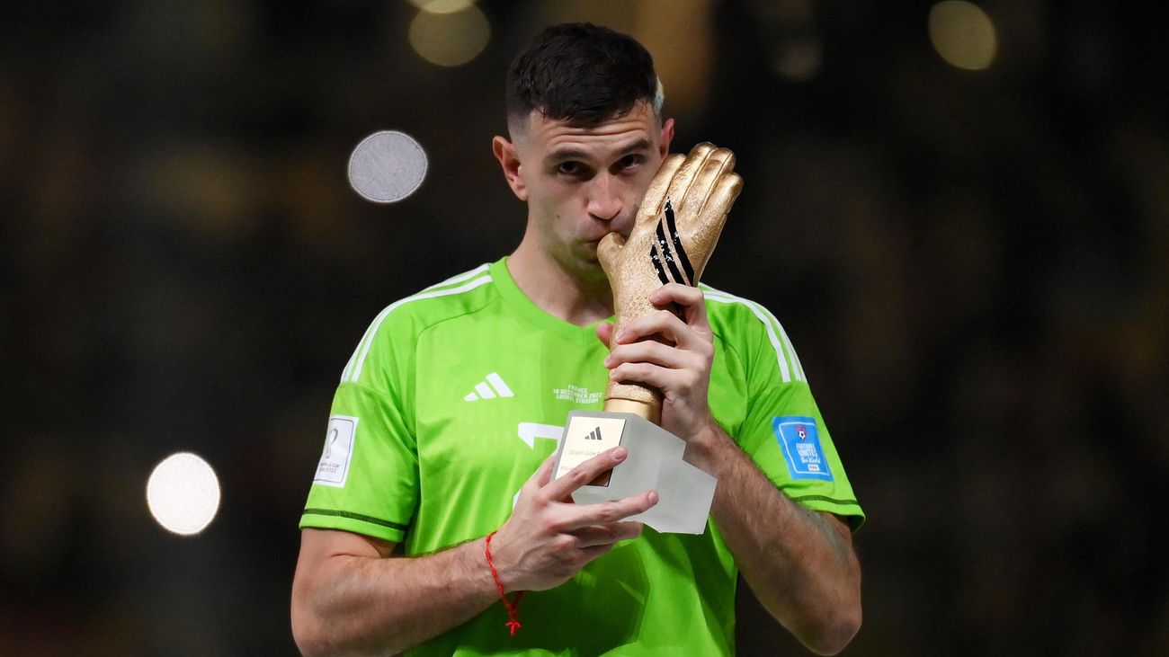 Emiliano Martínez - Player Profile - Football - Eurosport