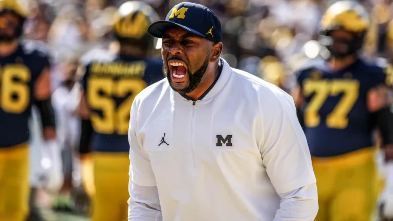 Michigan-football-niu-0149