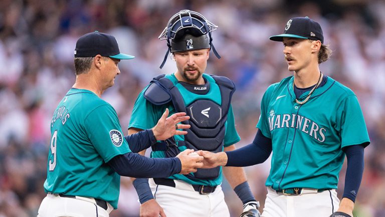 Seattle-Mariners-Raleigh-Servais-Miller-on-the-mound-Getty-900