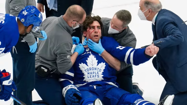 hockey-nhl-tor-mtl