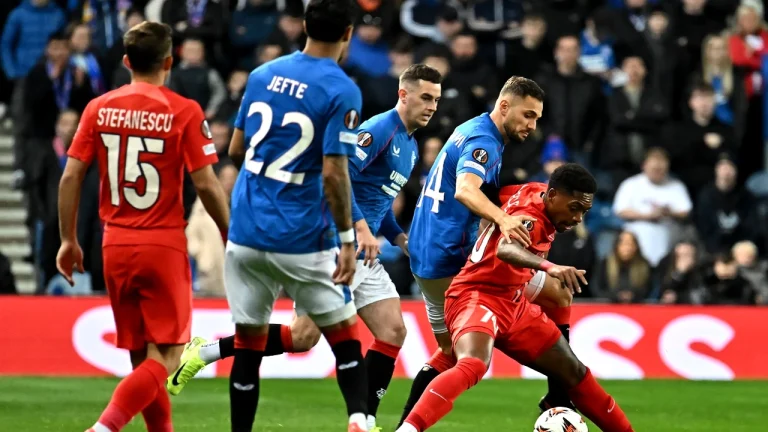 https___www.prosport.ro_wp-content_uploads_2025_01_Gigi-Becali-l-a-criticat-foarte-dur-inainte-de-finalul-anului-iar-acum-FCSB-l-a-dat-disparut-„O-sa-primeasca-notificare-nu-i-a-permis-nimeni-asta