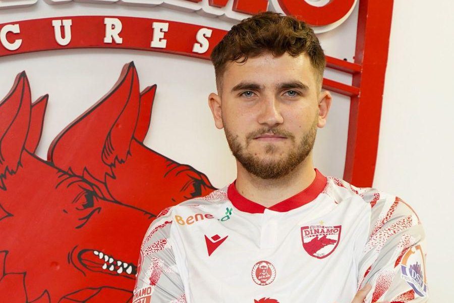 Alex-Rosca-DINAMO-900x600